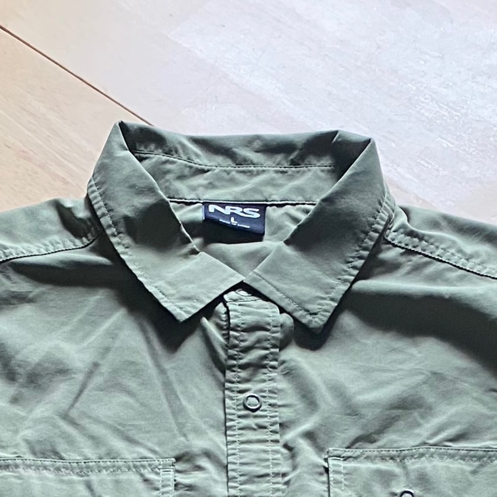 NRS Guide Shirt. Large.